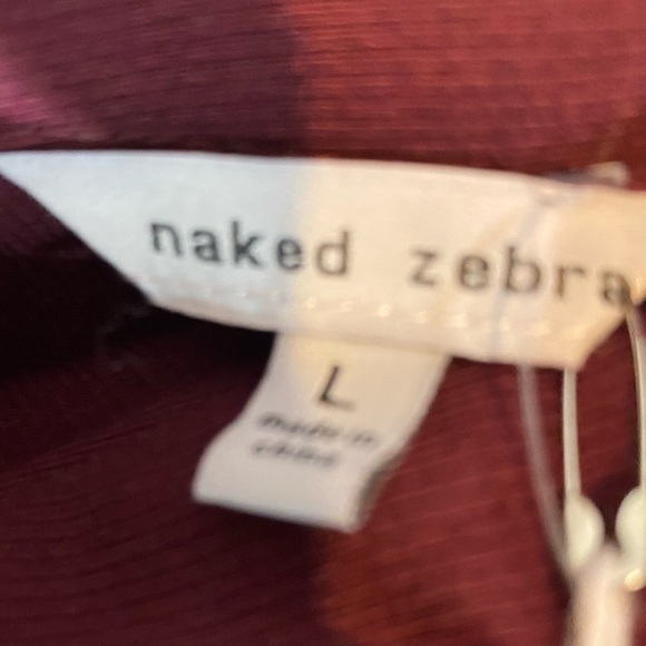 Naked Zebra Wine Color Cold Shoulder Top Size Large - Picture 2 of 4